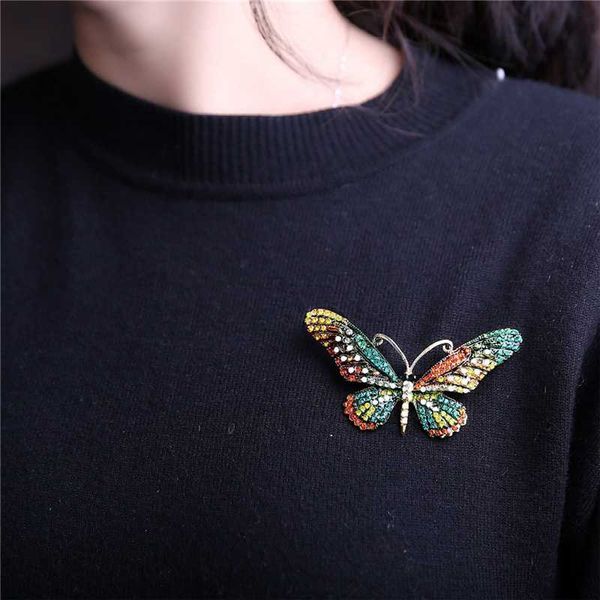 fashion crystal vintage butterfly brooches for women large insect brooch pin fashion dress coat accessories cute jewelry, Gray
fashion crystal vintage butterfly brooches for women large insect brooch pin fashion dress coat accessories cute jewelry, Gray