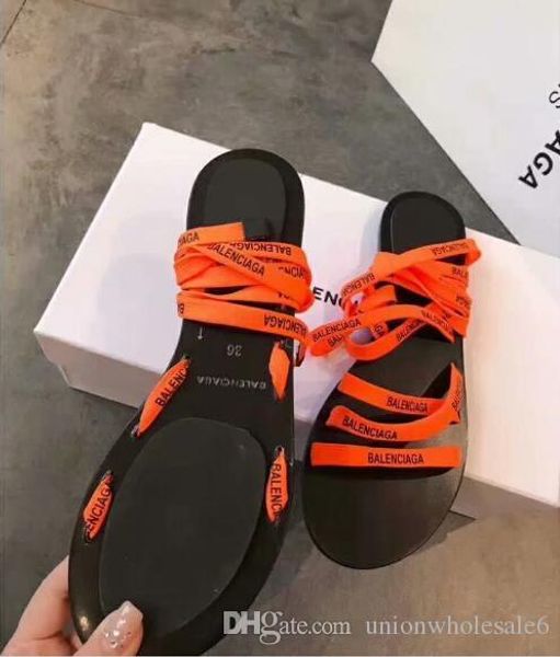 Элегантный Шпильки красный Pyraclou клинья сандалии для женщин Lady Flat Роскошная Walking голеностопного ремень Женская обувь
Элегантный Шпильки красный Pyraclou клинья сандалии для женщин Lady Flat Роскошная Walking голеностопного ремень Женская обувь