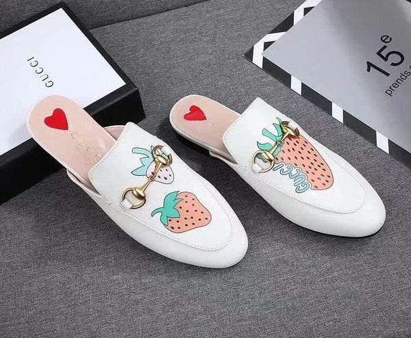 branded men pool sandal letter print flat slipper fashion women soft rubber sole flat slides sandal, Black
branded men pool sandal letter print flat slipper fashion women soft rubber sole flat slides sandal, Black