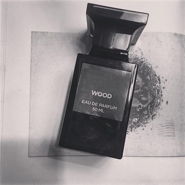 Newest creed wood EAU DE PARFUM 100ml for man Fresh and high grade perfume long lasting time spray free shipping.
Newest creed wood EAU DE PARFUM 100ml for man Fresh and high grade perfume long lasting time spray free shipping.