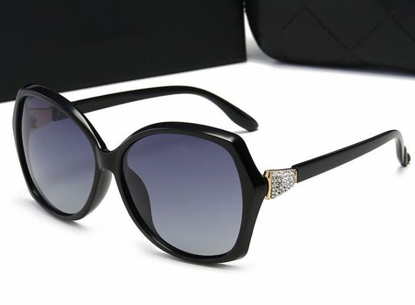 new 2019 sunglasses ladies classic full diamond sunglasses drive vintage sunglasses 30007, White;black
new 2019 sunglasses ladies classic full diamond sunglasses drive vintage sunglasses 30007, White;black