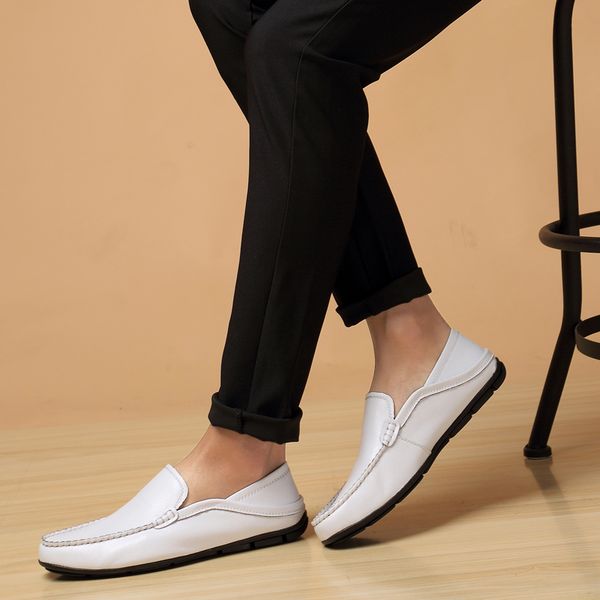 2019 genuine leather shoes men breathable men's moccasins soft loafers men's leather shoes summer sneakers men zapatos de hombre, Black
2019 genuine leather shoes men breathable men's moccasins soft loafers men's leather shoes summer sneakers men zapatos de hombre, Black