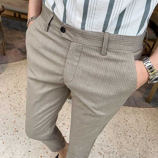 2020 new spring business casual pants men's slim korean version of the wild male youth summer dark stripes nine points pants, Black
2020 new spring business casual pants men's slim korean version of the wild male youth summer dark stripes nine points pants, Black