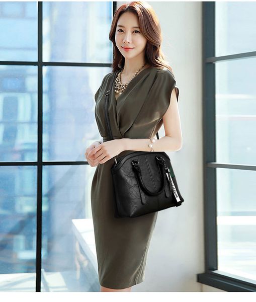 2019 new three-piece composite bag solid color retro design lady shoulder diagonal package large capacity handbag wholesale
2019 new three-piece composite bag solid color retro design lady shoulder diagonal package large capacity handbag wholesale