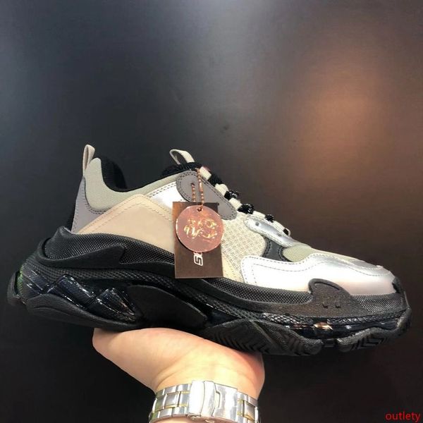 grey black triple s sneaker clear sole triple designer vintage sneakers triple chaussette gear men women fashion outdoor shoes one sale
grey black triple s sneaker clear sole triple designer vintage sneakers triple chaussette gear men women fashion outdoor shoes one sale