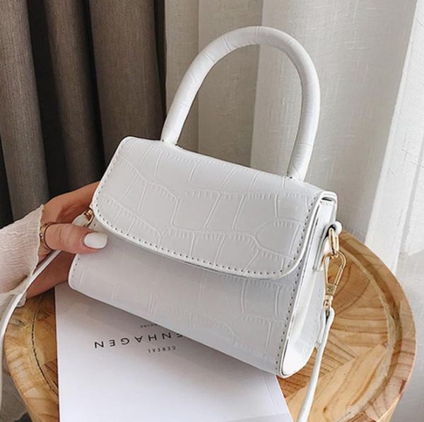 2020 new ladies shoulder bag new korean version of the portable wild shoulder bag fashion foreign stone pattern
2020 new ladies shoulder bag new korean version of the portable wild shoulder bag fashion foreign stone pattern