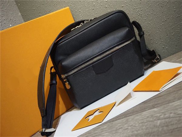 outdoor genuine leather men messenger bags designer crossbody bag travel business shoulder bags three color choice
outdoor genuine leather men messenger bags designer crossbody bag travel business shoulder bags three color choice