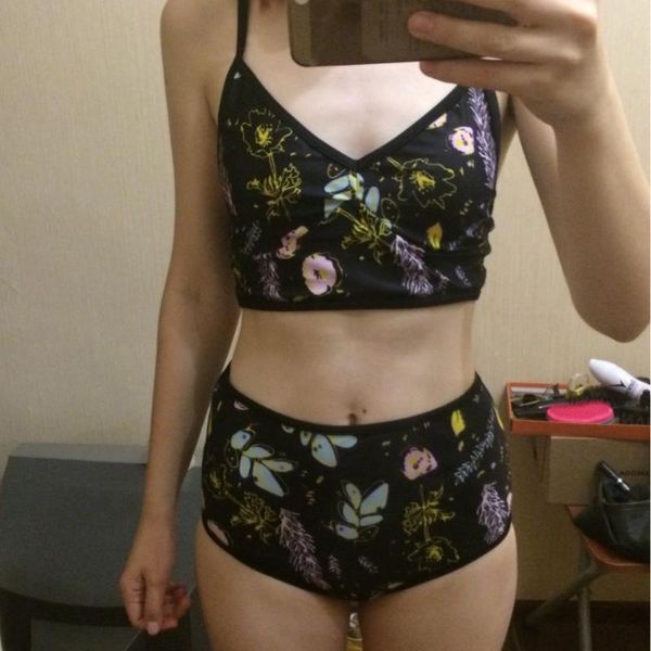 floral high waist bikini 2020 swimwear women bikinis set push up swimsuit female beach wear swimming for women bathing suit, White;black
floral high waist bikini 2020 swimwear women bikinis set push up swimsuit female beach wear swimming for women bathing suit, White;black