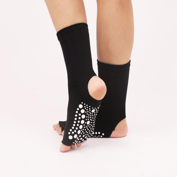 women yoga socks ladies ballet dancing socks anti-slip sports cotton with ribbons fitness heel toes knee-high, Black
women yoga socks ladies ballet dancing socks anti-slip sports cotton with ribbons fitness heel toes knee-high, Black