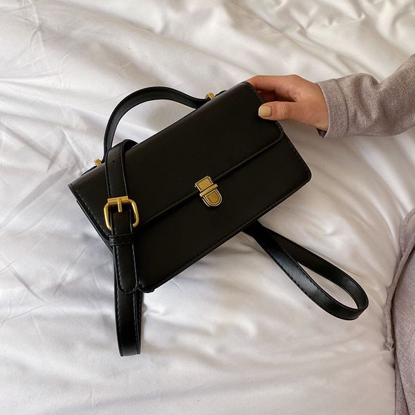 2019 brand women messenger bag pu leather crossbody bag fashion design shoulder chains women bolsa feminina sac a main
2019 brand women messenger bag pu leather crossbody bag fashion design shoulder chains women bolsa feminina sac a main