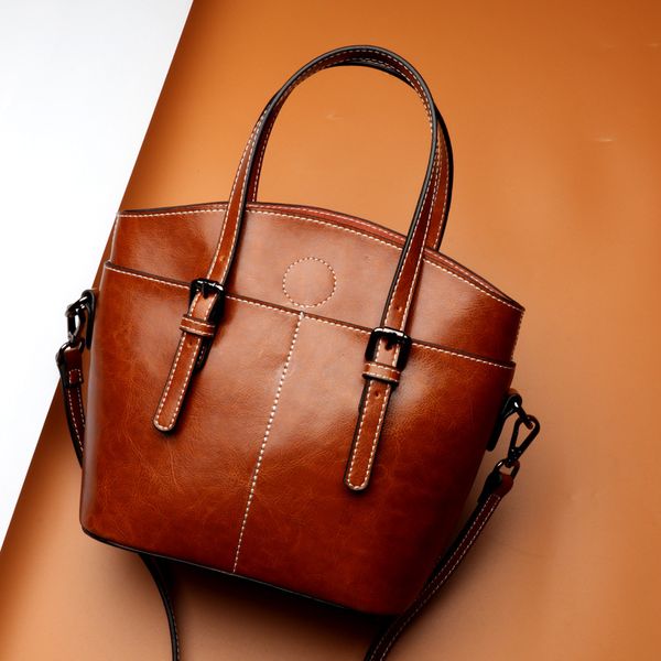 2019 new wholesale fashion women's bag cow leather bag large capacity handbag ladies hand bags women messenger bags
2019 new wholesale fashion women's bag cow leather bag large capacity handbag ladies hand bags women messenger bags
