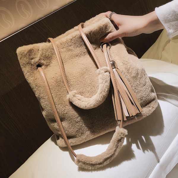 winter fashion new female bucket bag 2018 quality soft plush women's designer handbag ladies tassel tote handbag shoulder bags
winter fashion new female bucket bag 2018 quality soft plush women's designer handbag ladies tassel tote handbag shoulder bags