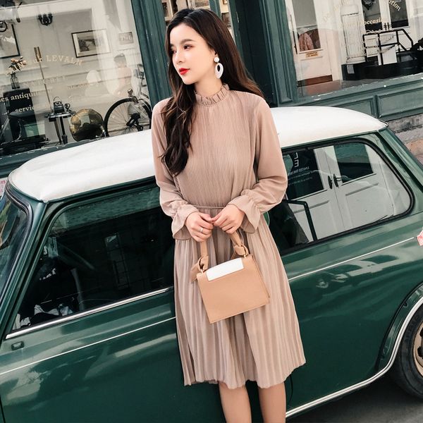 2019 new spring autumn high waist with belt casual dress fashion women chiffon dresses long sleeve stand collar dress red black, Black;gray
2019 new spring autumn high waist with belt casual dress fashion women chiffon dresses long sleeve stand collar dress red black, Black;gray