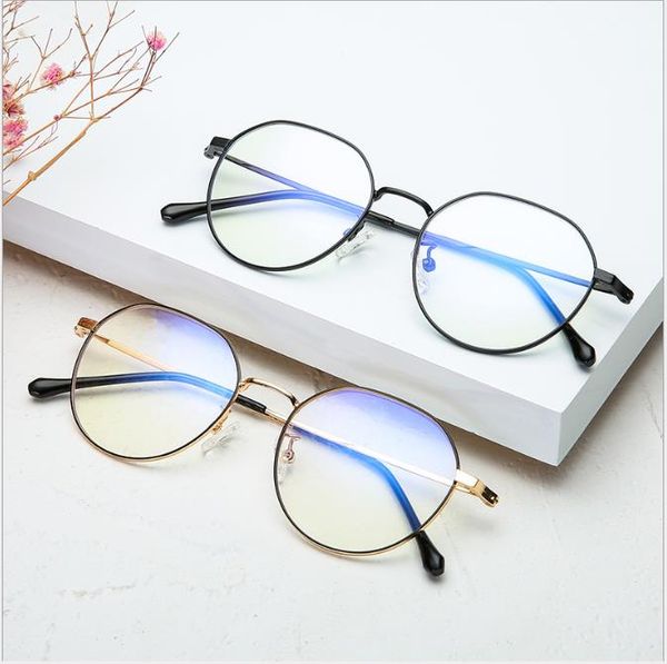 new type of metal frame for men's small frame flat mirror for women's anti-blu-ray glasses open-ball frame, White;black
new type of metal frame for men's small frame flat mirror for women's anti-blu-ray glasses open-ball frame, White;black