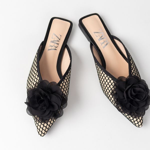 summer 2020 new flat women mules shoes shallow lace flower pointed lady's flat shoes, Black
summer 2020 new flat women mules shoes shallow lace flower pointed lady's flat shoes, Black
