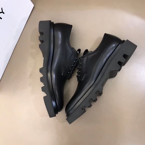 бесплатная доставка дизайнер высокое качество мужчины женщины платформа роскошные дизайнерские туфли тройной черный белый хвост верхний лазе, Black
бесплатная доставка дизайнер высокое качество мужчины женщины платформа роскошные дизайнерские туфли тройной черный белый хвост верхний лазе, Black