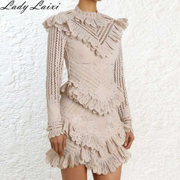 runway desigher women dress long sleeve embroidered lace stitching layers ruffles hollow out short party dress vestidos, Black;gray
runway desigher women dress long sleeve embroidered lace stitching layers ruffles hollow out short party dress vestidos, Black;gray