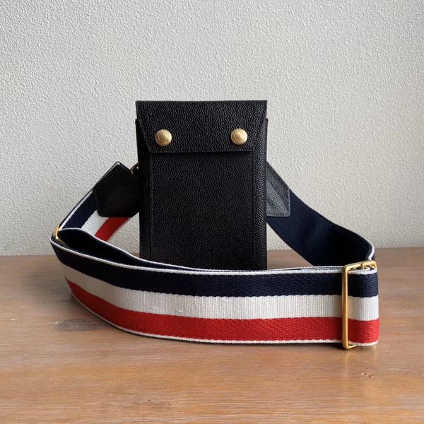 classic lady's handbag 7a high-end custom quality handbag fashion business casual style metal accessories with long shoulder strap
classic lady's handbag 7a high-end custom quality handbag fashion business casual style metal accessories with long shoulder strap