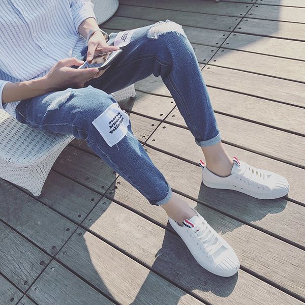 spring and summer new hole jeans men's loose straight casual korean fashion student beggars pants, Blue
spring and summer new hole jeans men's loose straight casual korean fashion student beggars pants, Blue