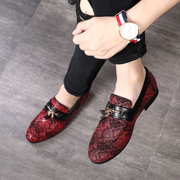 

personality tassel snakeskin pattern dress shoes 2019 new style doug casual leather shoes nightclub christmas party 47 48, Black
