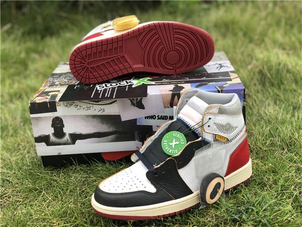 2020 union x air 1 high og nrg varsity red storm blue retro men basketball shoes authentic bv1300-146 bv1300-106 with box
2020 union x air 1 high og nrg varsity red storm blue retro men basketball shoes authentic bv1300-146 bv1300-106 with box