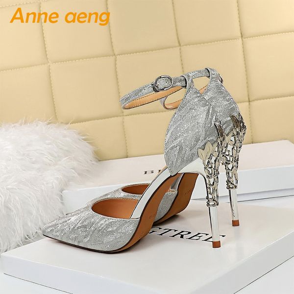 2020 new summer women sandals high thin heel pointed toe bling bridal wedding women shoes silver ladies high metal heels, Black
2020 new summer women sandals high thin heel pointed toe bling bridal wedding women shoes silver ladies high metal heels, Black