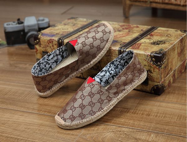 Wholesale and retail women's canvas shoes casual fisherman shoes lattice grid striped canvas anti-skiing boots skating ballet flat shoes
Wholesale and retail women's canvas shoes casual fisherman shoes lattice grid striped canvas anti-skiing boots skating ballet flat shoes