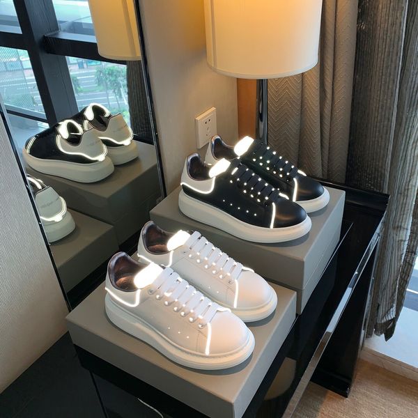 men classic genuine leather arena brand flats sneakers male high shoes fashion luxury casual lace up shoes with box dust bag size 35-45, Black 
men classic genuine leather arena brand flats sneakers male high shoes fashion luxury casual lace up shoes with box dust bag size 35-45, Black