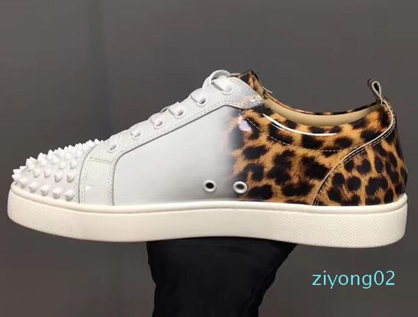 2019 designer popular red bottoms studded spikes flat sneakers for men women glitter party lovers genuine leather casual rivet sneaker 02z, Black
2019 designer popular red bottoms studded spikes flat sneakers for men women glitter party lovers genuine leather casual rivet sneaker 02z, Black