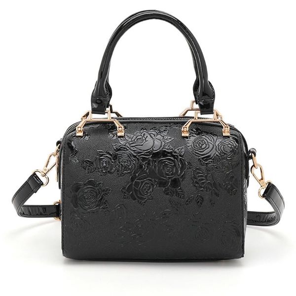 women bag leather handbag women shoulder bag tote flowers shell sac a main femme rivets pendant luxury designer ladies
women bag leather handbag women shoulder bag tote flowers shell sac a main femme rivets pendant luxury designer ladies