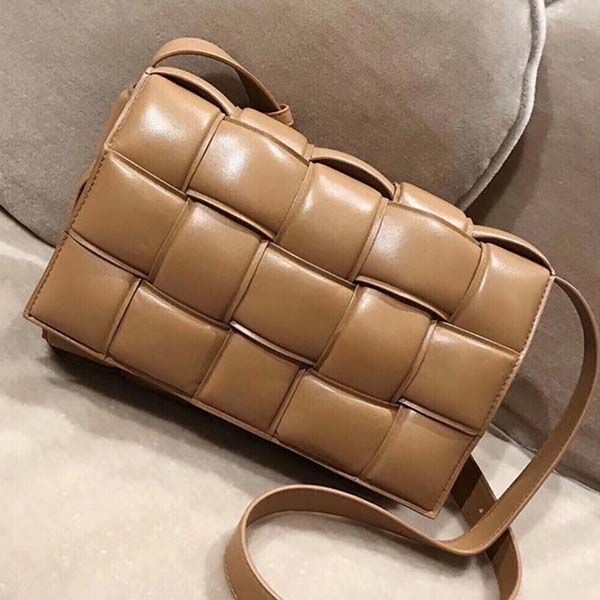 luxury women handbag bag superior quality designer bag brand genuine leather 2-face crossbody bag fashion weave purses with dust bag+box
luxury women handbag bag superior quality designer bag brand genuine leather 2-face crossbody bag fashion weave purses with dust bag+box