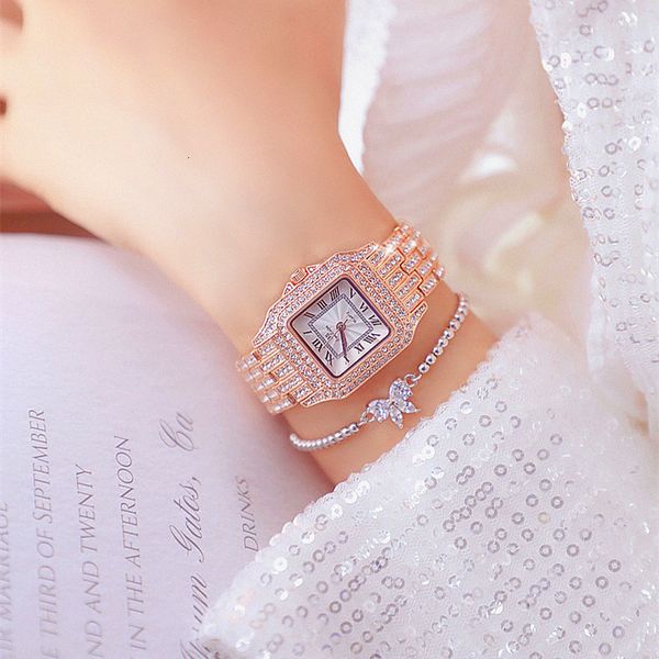 new fashion women diamond watch ladies rhinestone quartz watch female wristwatch relogios gift, Slivery;brown
new fashion women diamond watch ladies rhinestone quartz watch female wristwatch relogios gift, Slivery;brown