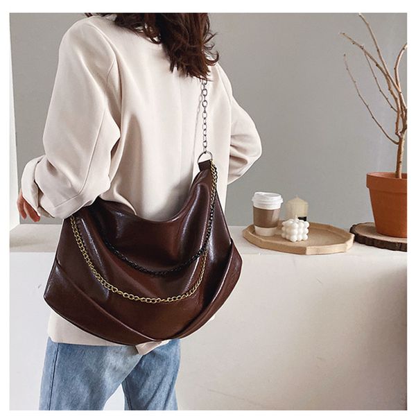 high capacity chain shoulder crossbody bags for women 2020 new tote bags retro messenger woman korean designers chain pack
high capacity chain shoulder crossbody bags for women 2020 new tote bags retro messenger woman korean designers chain pack