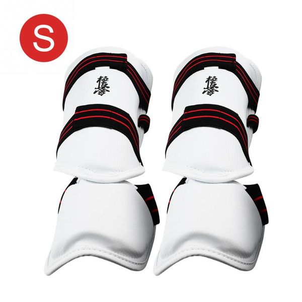 1pair взрослых шин instep ног защита проложенные shank ног foot guards регулируемый защитный механизм каратэ голеностопного shank leg protec, Black
1pair взрослых шин instep ног защита проложенные shank ног foot guards регулируемый защитный механизм каратэ голеностопного shank leg protec, Black