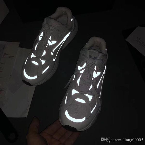 2019 luxury designer shoes chain reaction casual shoes black white mesh rubber leather flat mens womens fashion sneakers fz190612
2019 luxury designer shoes chain reaction casual shoes black white mesh rubber leather flat mens womens fashion sneakers fz190612