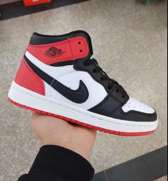 new small white shoes 2019 spring and summer new lady small bee casual shoes, Black
new small white shoes 2019 spring and summer new lady small bee casual shoes, Black
