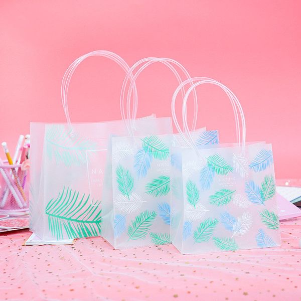 green leaves transparent gift bag frosted plastic portable wedding candy package bags 2 size clear handbag for women lady
green leaves transparent gift bag frosted plastic portable wedding candy package bags 2 size clear handbag for women lady