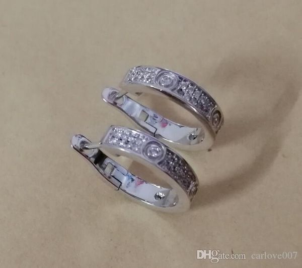 2019 новый горячий бренд продажи 316l нержавеющая сталь бренд любовь серьги стержня со всеми бриллиантами для матери и женщин серьги ювелирн, Golden;silver
2019 новый горячий бренд продажи 316l нержавеющая сталь бренд любовь серьги стержня со всеми бриллиантами для матери и женщин серьги ювелирн, Golden;silver