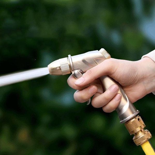 high pressure car washing water gun household flower brushing tool car portable high pressure spray gun head 
high pressure car washing water gun household flower brushing tool car portable high pressure spray gun head