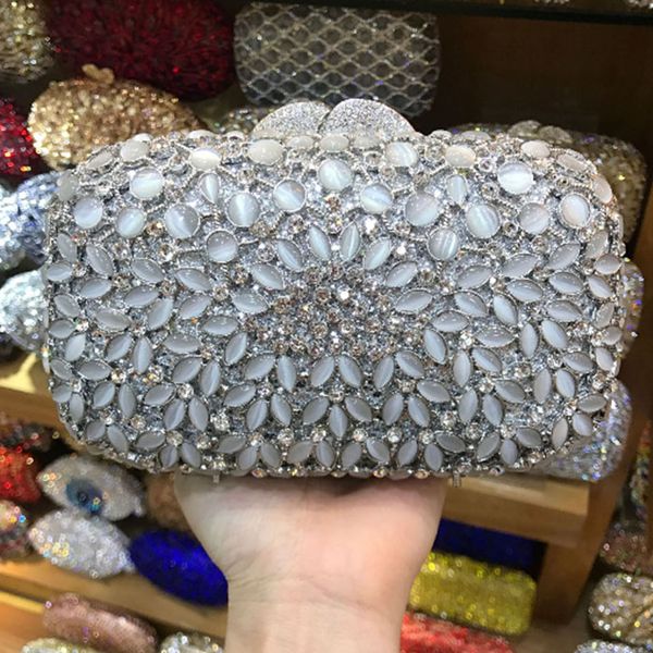 hollow out women gold crystal evening bag wedding formal dinner party clutch handbag and purse silver shoulder bags handbags
hollow out women gold crystal evening bag wedding formal dinner party clutch handbag and purse silver shoulder bags handbags