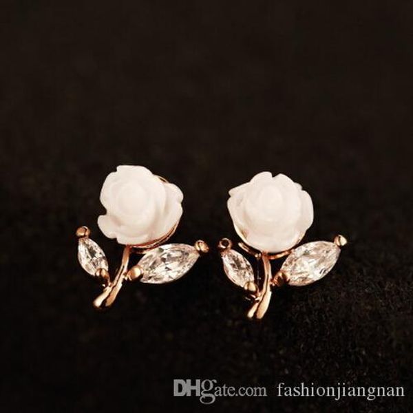 korean brand women earrings new style luxury fashion zircon flower stud earrings 18k gold plated jewelry accessories, Golden;silver
korean brand women earrings new style luxury fashion zircon flower stud earrings 18k gold plated jewelry accessories, Golden;silver
