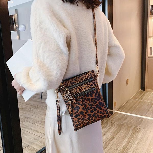leopard печати женщины монет мешок плеча pu кожаный бумажник деньги длинные мобильный телефон сумки держатели клатчи для женщин 2020
leopard печати женщины монет мешок плеча pu кожаный бумажник деньги длинные мобильный телефон сумки держатели клатчи для женщин 2020
