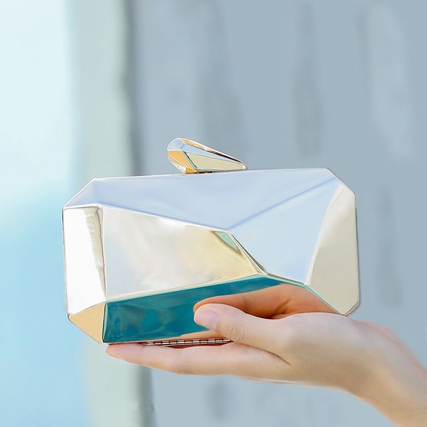 metal diamond shape women evening bag fashion chain shoulder bag and purse for dinner party and wedding
metal diamond shape women evening bag fashion chain shoulder bag and purse for dinner party and wedding