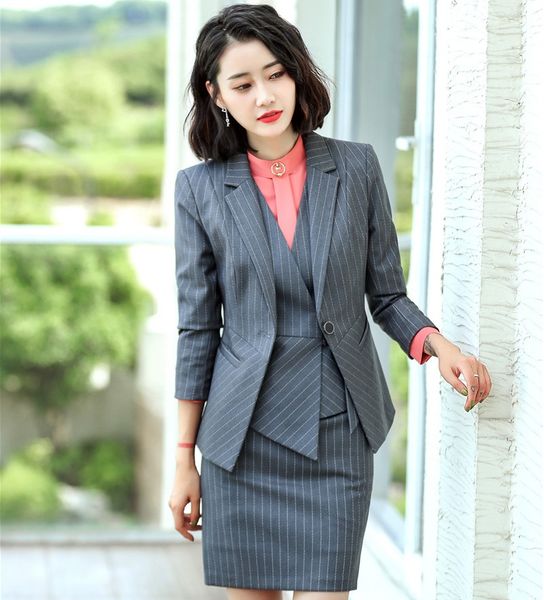 formal 3 pieces professional business suits with jackets and skirt and vest coat & waistcoat office ladies blazer sets styles, White;black
formal 3 pieces professional business suits with jackets and skirt and vest coat & waistcoat office ladies blazer sets styles, White;black
