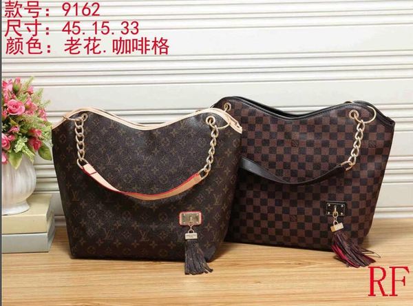 high-quality classic designer women's handbag flower ladies composite handbag pu leather hand shoulder bag female wallet with wallet911
high-quality classic designer women's handbag flower ladies composite handbag pu leather hand shoulder bag female wallet with wallet911