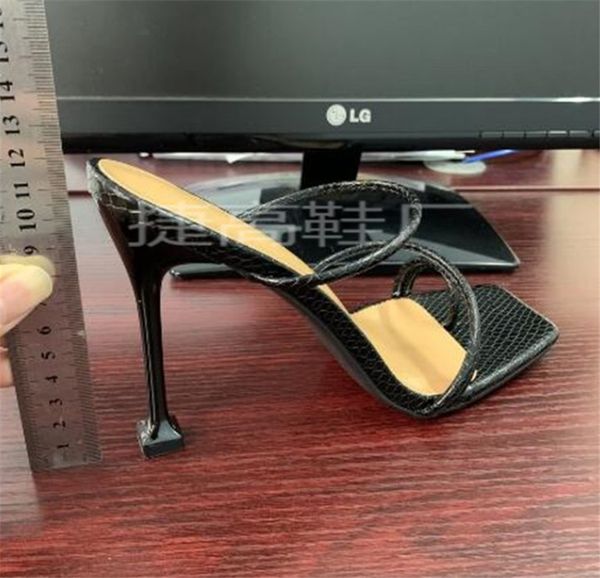 Fashion New Summer Sandals Stiletto Heels for Women High Quality Sexy High Heels PH-CFY20061840
Fashion New Summer Sandals Stiletto Heels for Women High Quality Sexy High Heels PH-CFY20061840