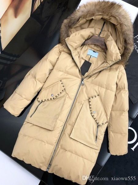 2019 brand girl duck down parkas for 100% real raccoon big fur collar thickening women down coat luxury women's clothing, Black 
2019 brand girl duck down parkas for 100% real raccoon big fur collar thickening women down coat luxury women's clothing, Black