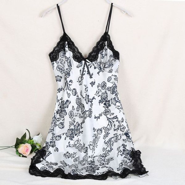 ladies silk satin nightdress sling sleeveless v-neck nightgown plus size lace sleepwear for women 2019 sleepwear dress robe, Black;red
ladies silk satin nightdress sling sleeveless v-neck nightgown plus size lace sleepwear for women 2019 sleepwear dress robe, Black;red