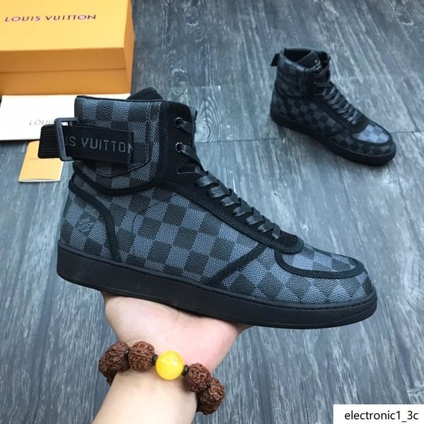 2019qyu spring and autumn men s casual sports shoes high-belt travel sneakers, with micro-standard, with the original box fast deliveryh
2019qyu spring and autumn men s casual sports shoes high-belt travel sneakers, with micro-standard, with the original box fast deliveryh