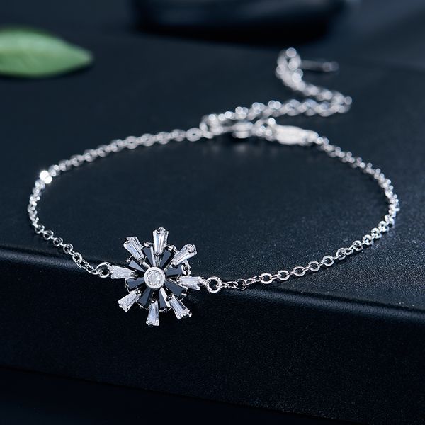 charm bracelets sparkling cubic zirconia floral crystal simple zircon flower for women bracelet mujer pulseras moda, Golden;silver
charm bracelets sparkling cubic zirconia floral crystal simple zircon flower for women bracelet mujer pulseras moda, Golden;silver